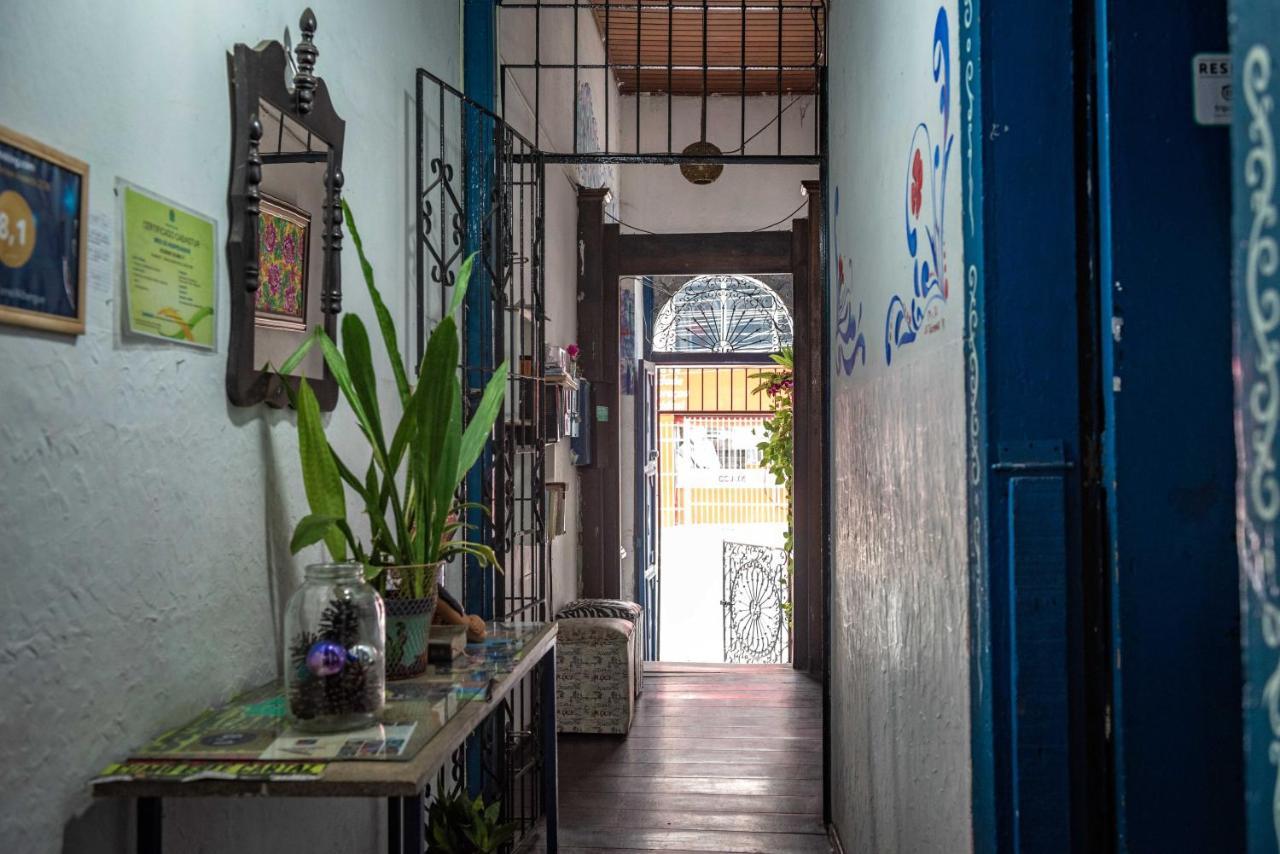Torre Bahia 旅馆 *